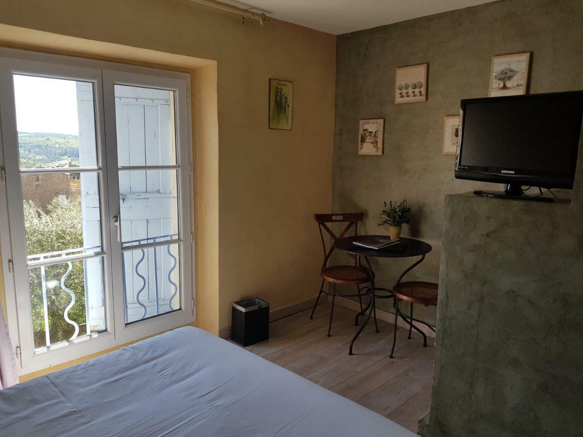 Hotel Le Crillon Murs  Exterior foto