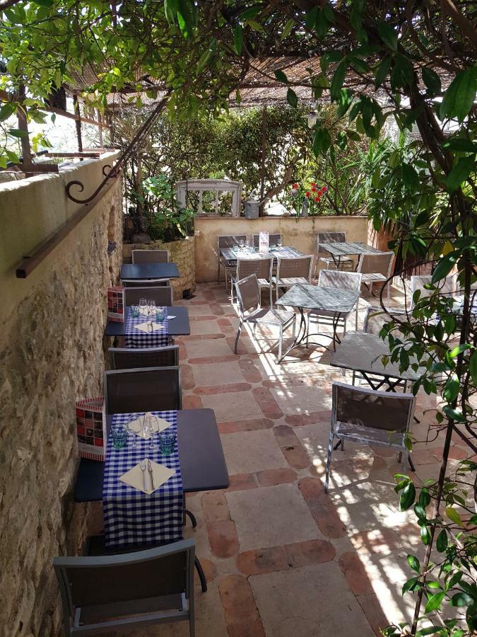 Hotel Le Crillon Murs  Exterior foto